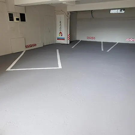 Colourful アパート